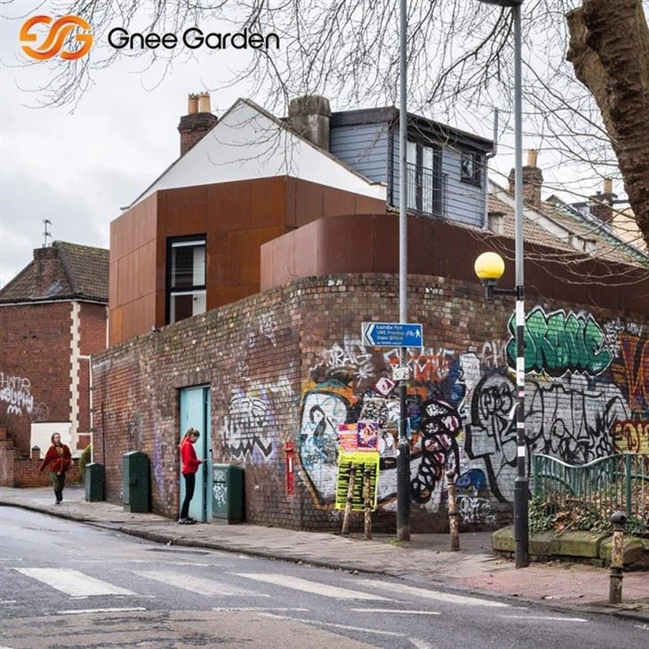 Металеві панелі