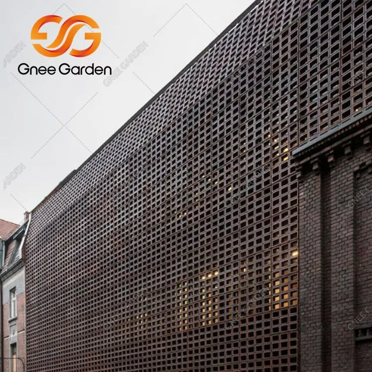 Стіна з нержавіючої сталі